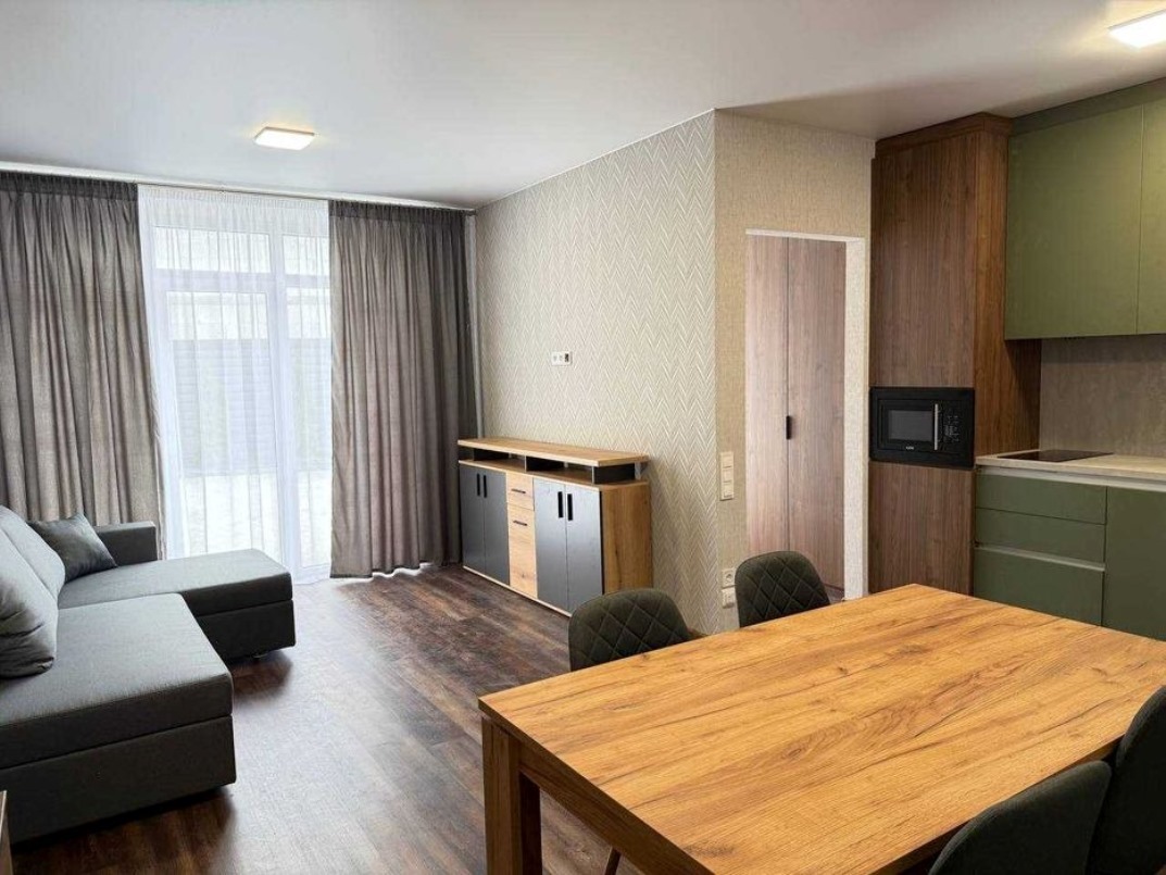 Продажа 2-комнатной квартиры 63 м²