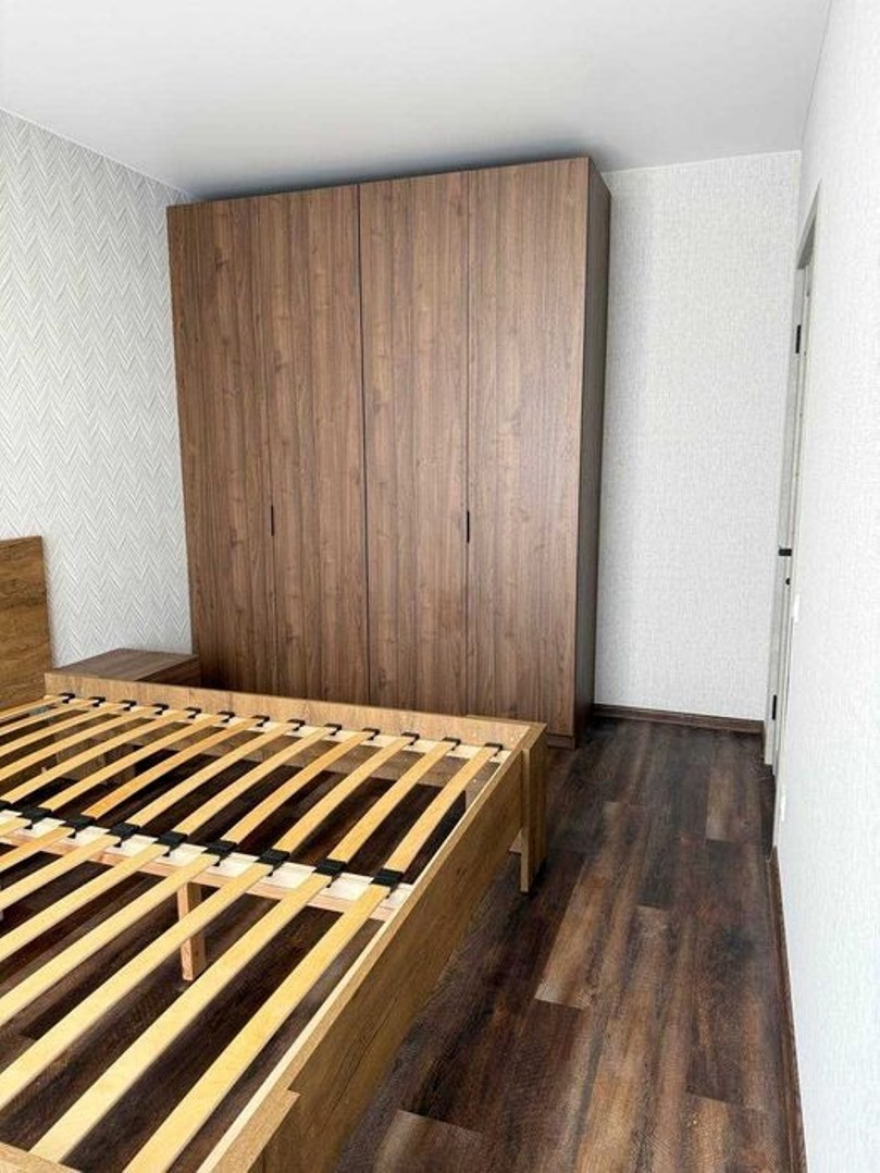 Продажа 2-комнатной квартиры 63 м²