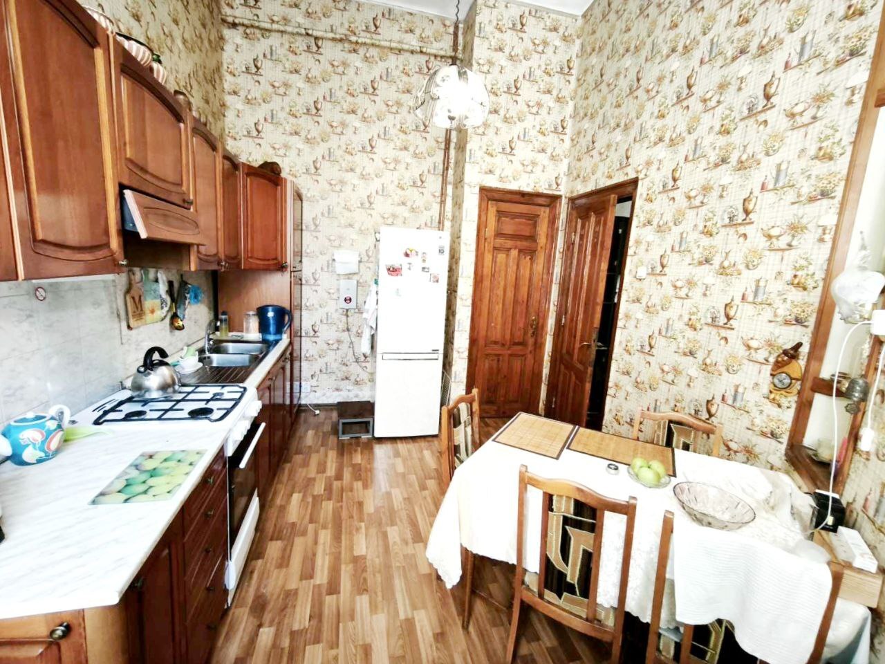 Продажа 3-комнатной квартиры 89 м², Льва Толстого ул., 13