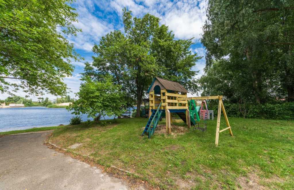 Продажа коттеджа 460 м², Старокиевская ул.