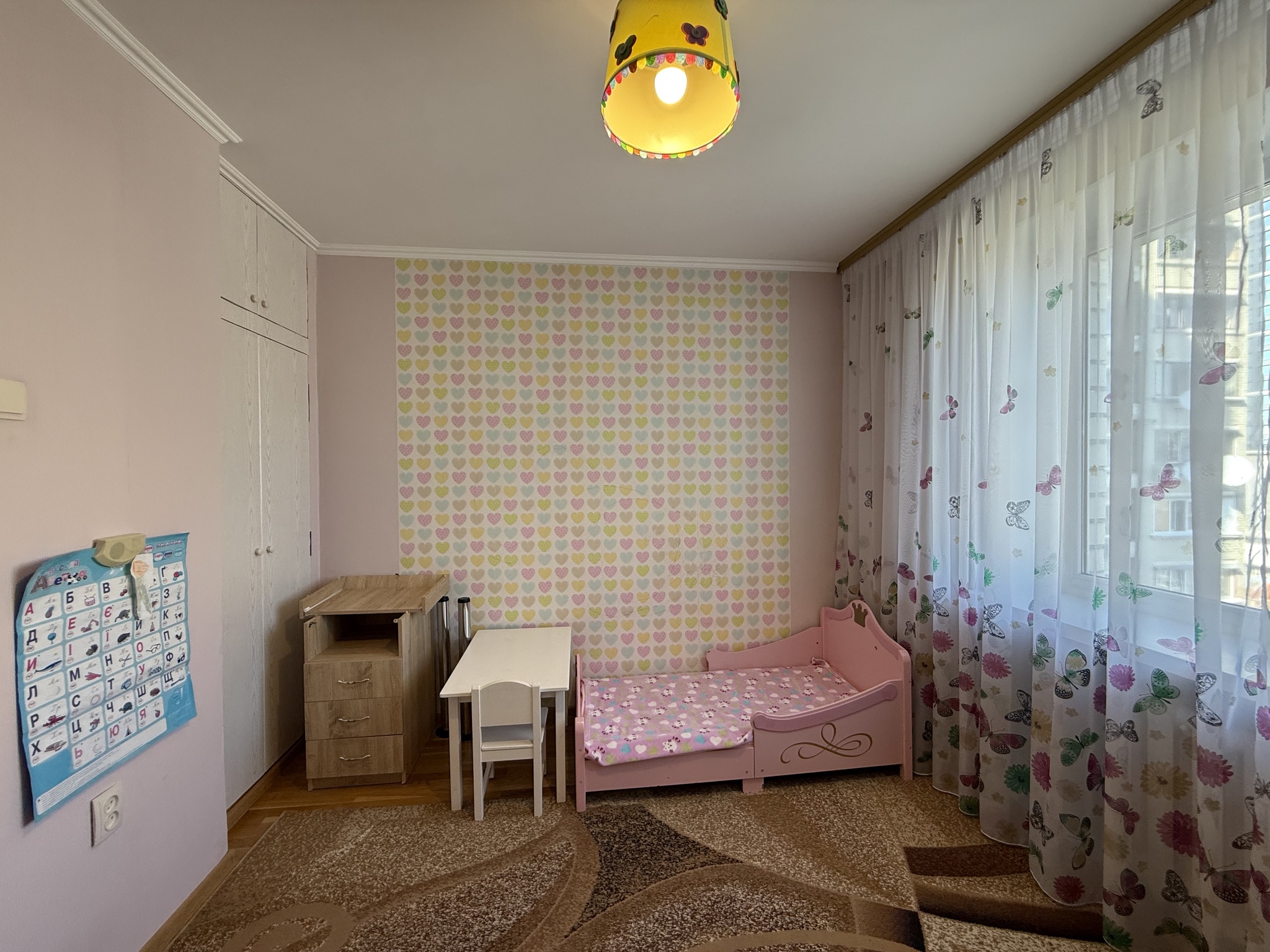 Аренда 3-комнатной квартиры 68 м², Владимира Антоновича ул., 103А