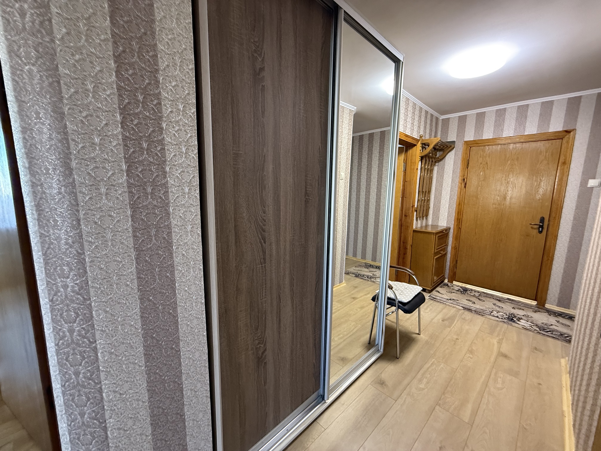 Аренда 3-комнатной квартиры 68 м², Владимира Антоновича ул., 103А