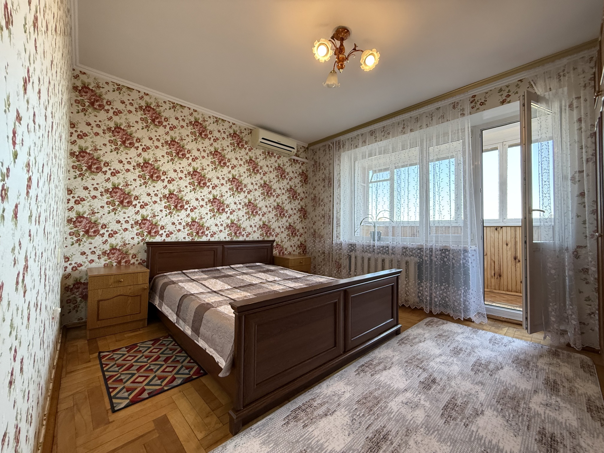 Аренда 3-комнатной квартиры 68 м², Владимира Антоновича ул., 103А