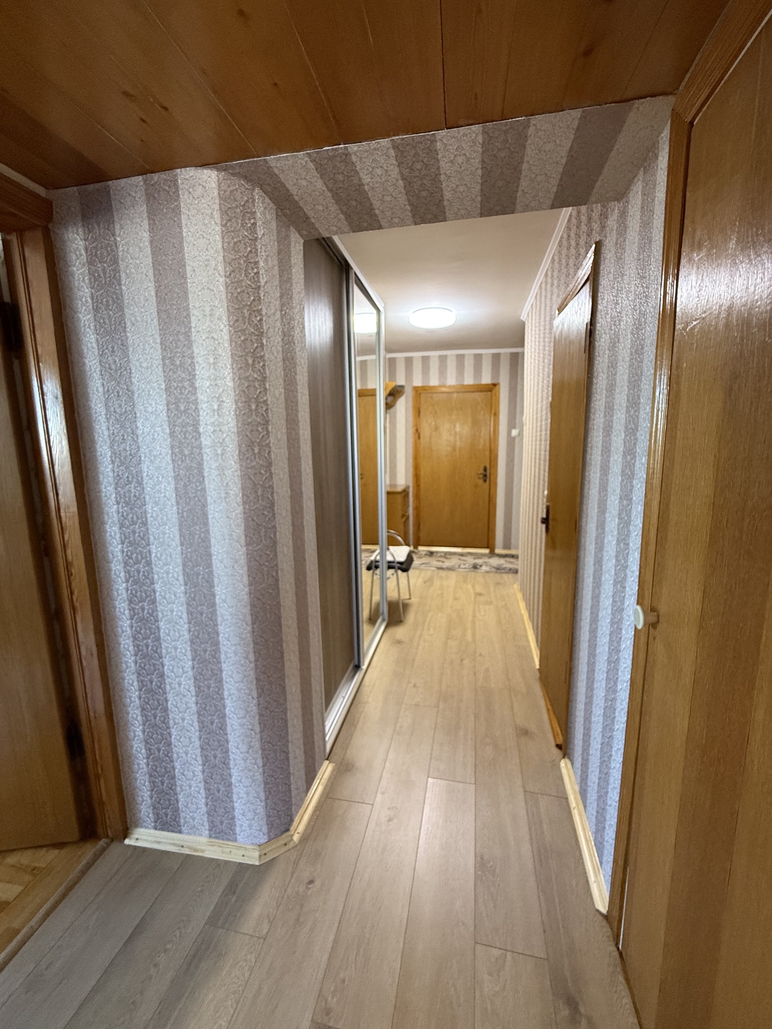 Аренда 3-комнатной квартиры 68 м², Владимира Антоновича ул., 103А