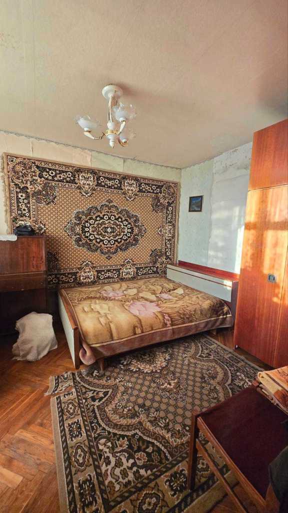 Продаж 3-кімнатної квартири 60 м², Декабристів вул.