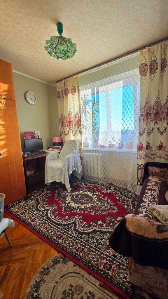 Продаж 3-кімнатної квартири 60 м², Декабристів вул.