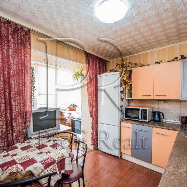 Продаж 2-кімнатної квартири 60 м², Вадима Гетьмана вул., 46А/4