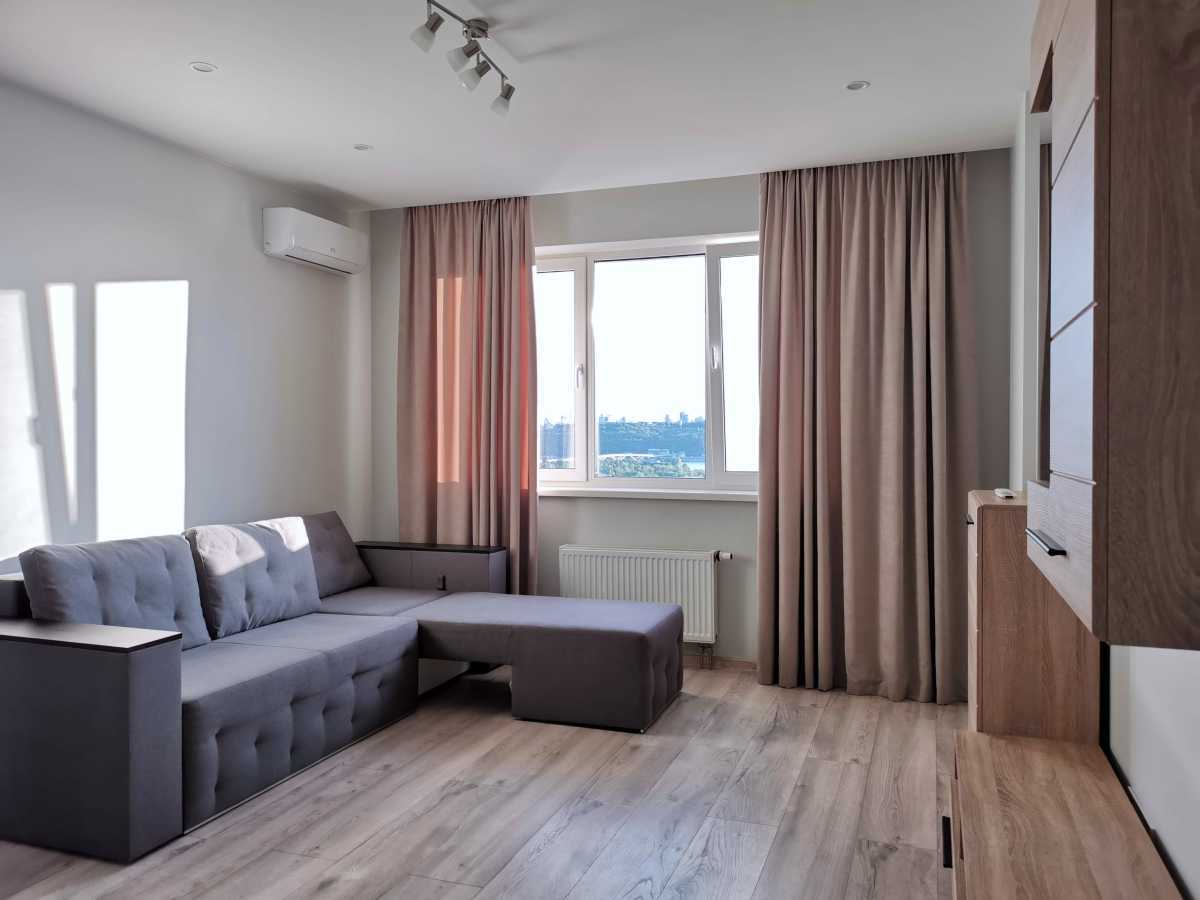 Оренда 1-кімнатної квартири 46 м², Андрія Аболмасова вул., 7