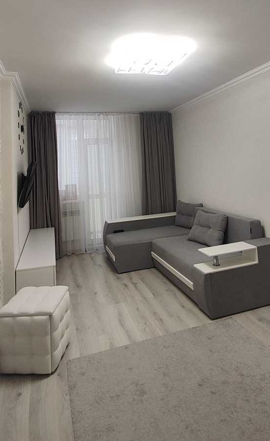 Продаж 1-кімнатної квартири 41 м², Виставкова вул., 20