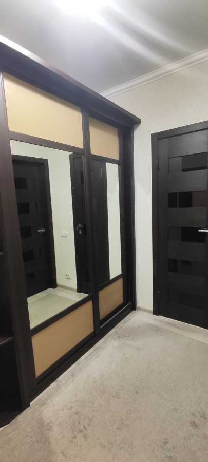 Продаж 1-кімнатної квартири 41 м², Виставкова вул., 20