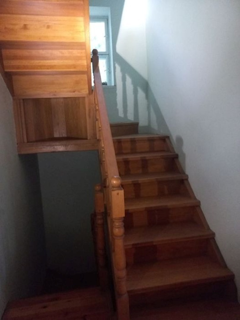 Продаж будинку 220 м²