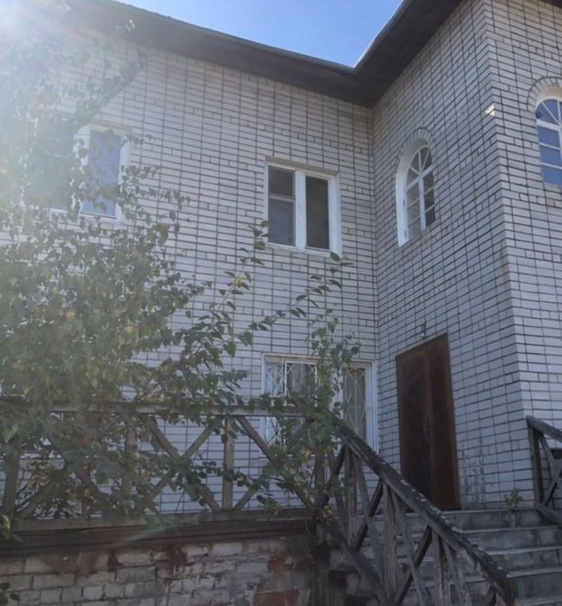 Продаж будинку 220 м²