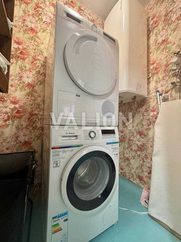 Продаж 2-кімнатної квартири 65.4 м², Сергія Данченка вул., 32