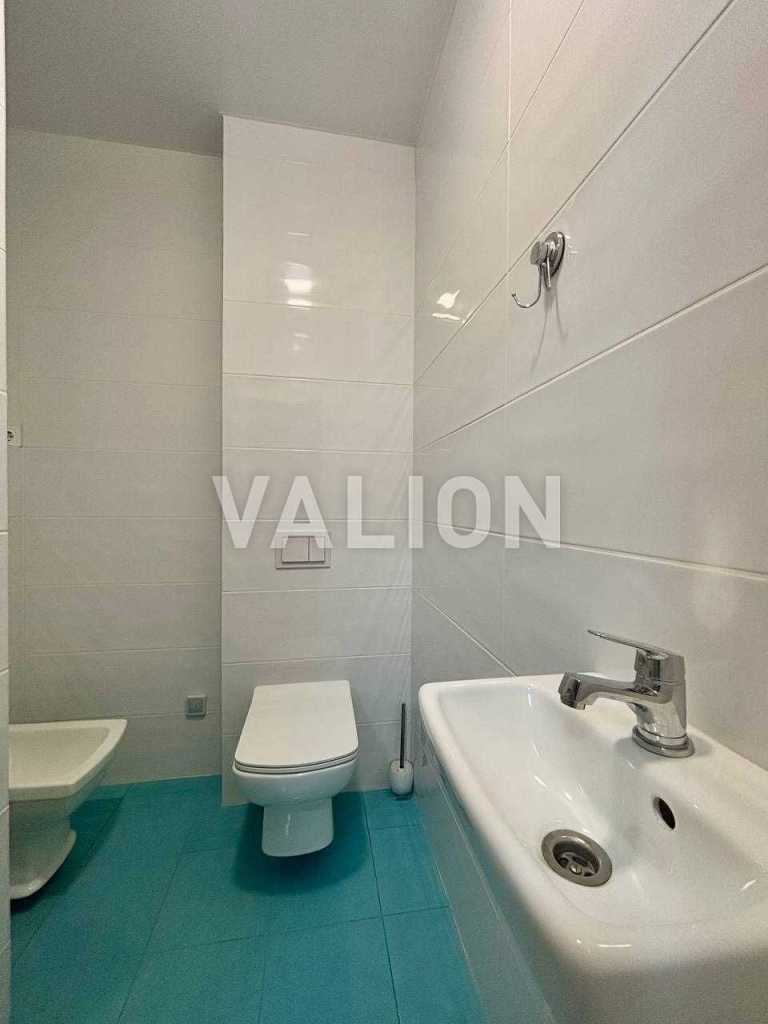 Продаж 2-кімнатної квартири 65.4 м², Сергія Данченка вул., 32