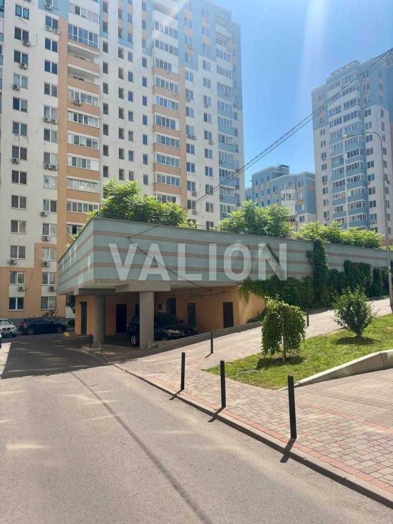 Продаж 2-кімнатної квартири 65.4 м², Сергія Данченка вул., 32