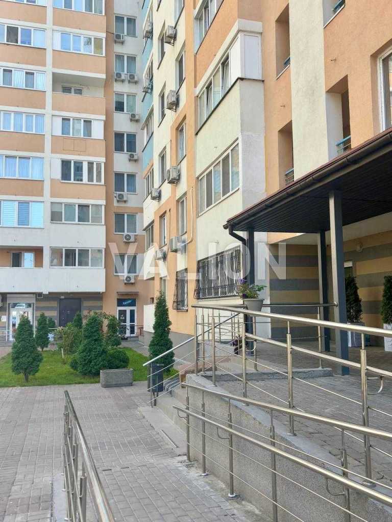 Продаж 2-кімнатної квартири 65.4 м², Сергія Данченка вул., 32