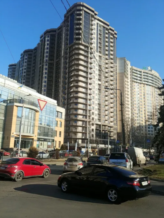 Продажа 1-комнатной квартиры 48 м², Генуэзская ул.