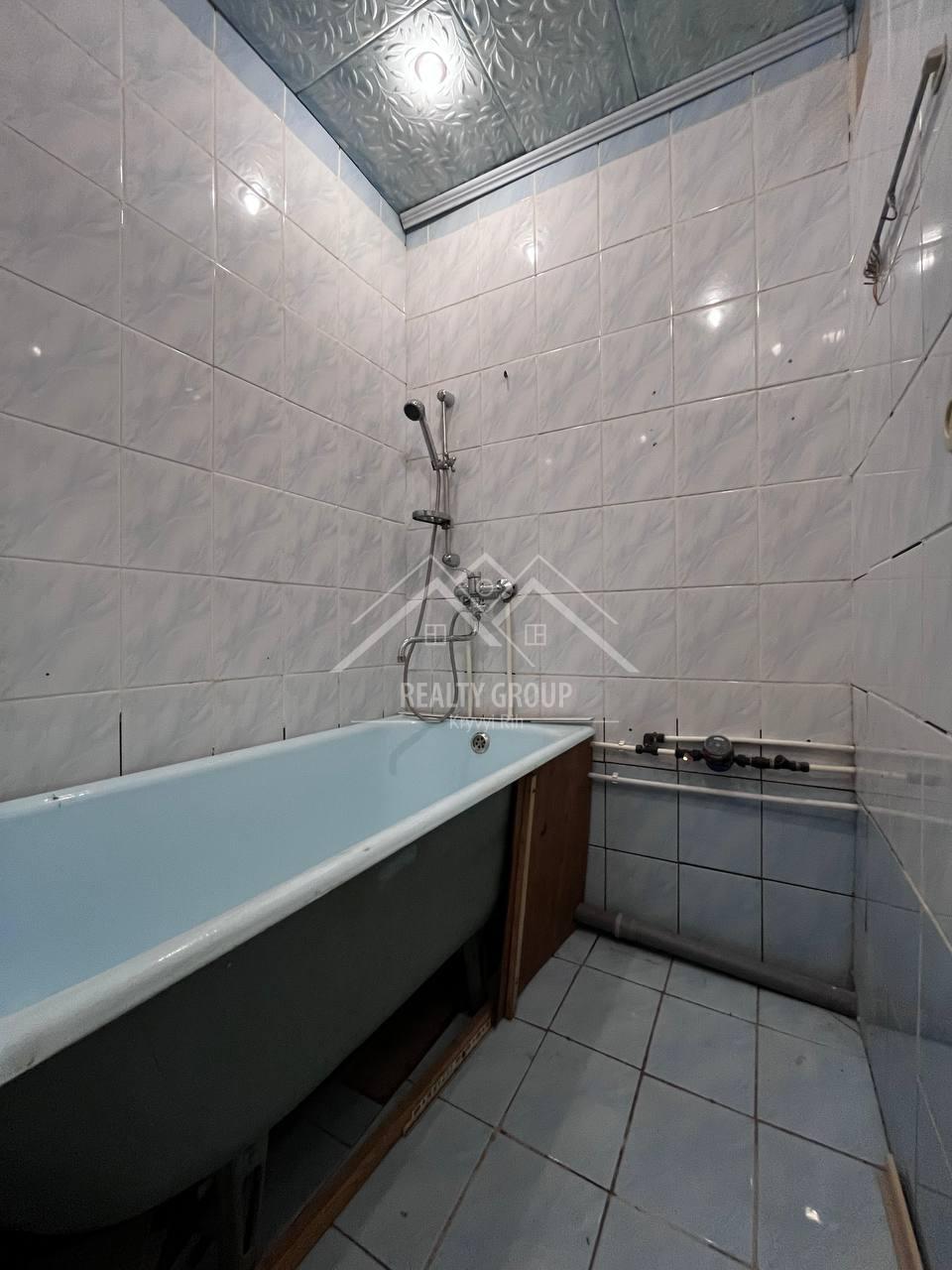 Продажа 3-комнатной квартиры 56 м², Владимира Великого ул., 22