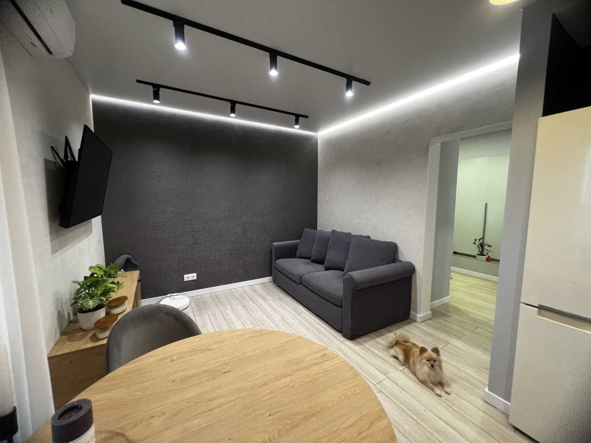 Продаж 1-кімнатної квартири 48.6 м², Стеценка вул., 75б