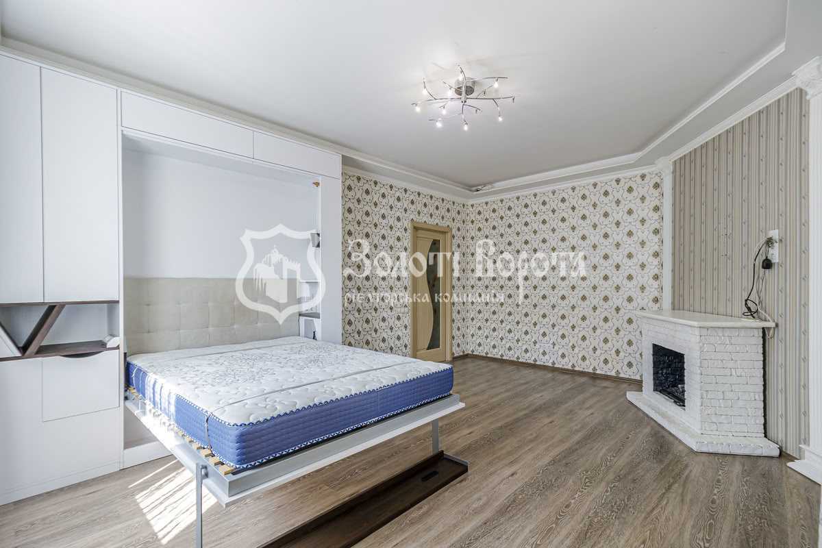 Продаж 2-кімнатної квартири 64 м², Шкільний пров., 2б