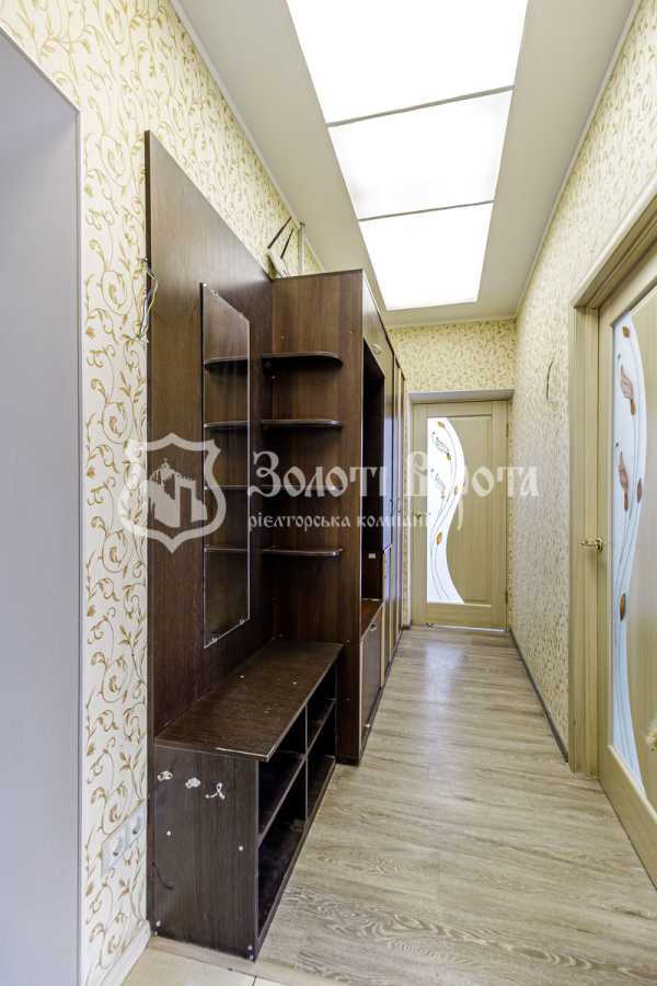 Продаж 2-кімнатної квартири 64 м², Шкільний пров., 2б