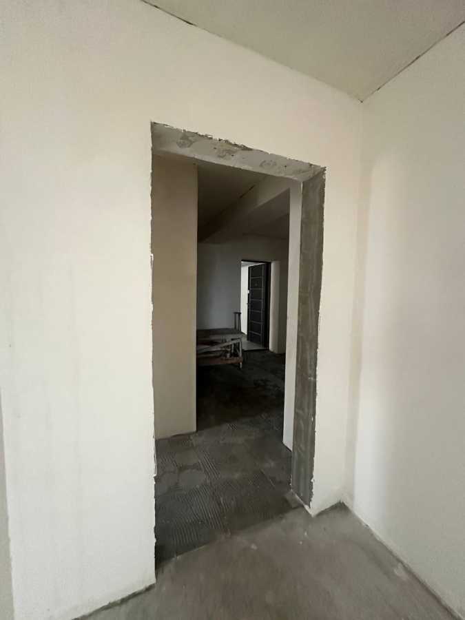 Продаж 3-кімнатної квартири 125 м², Вереснева вул., 22