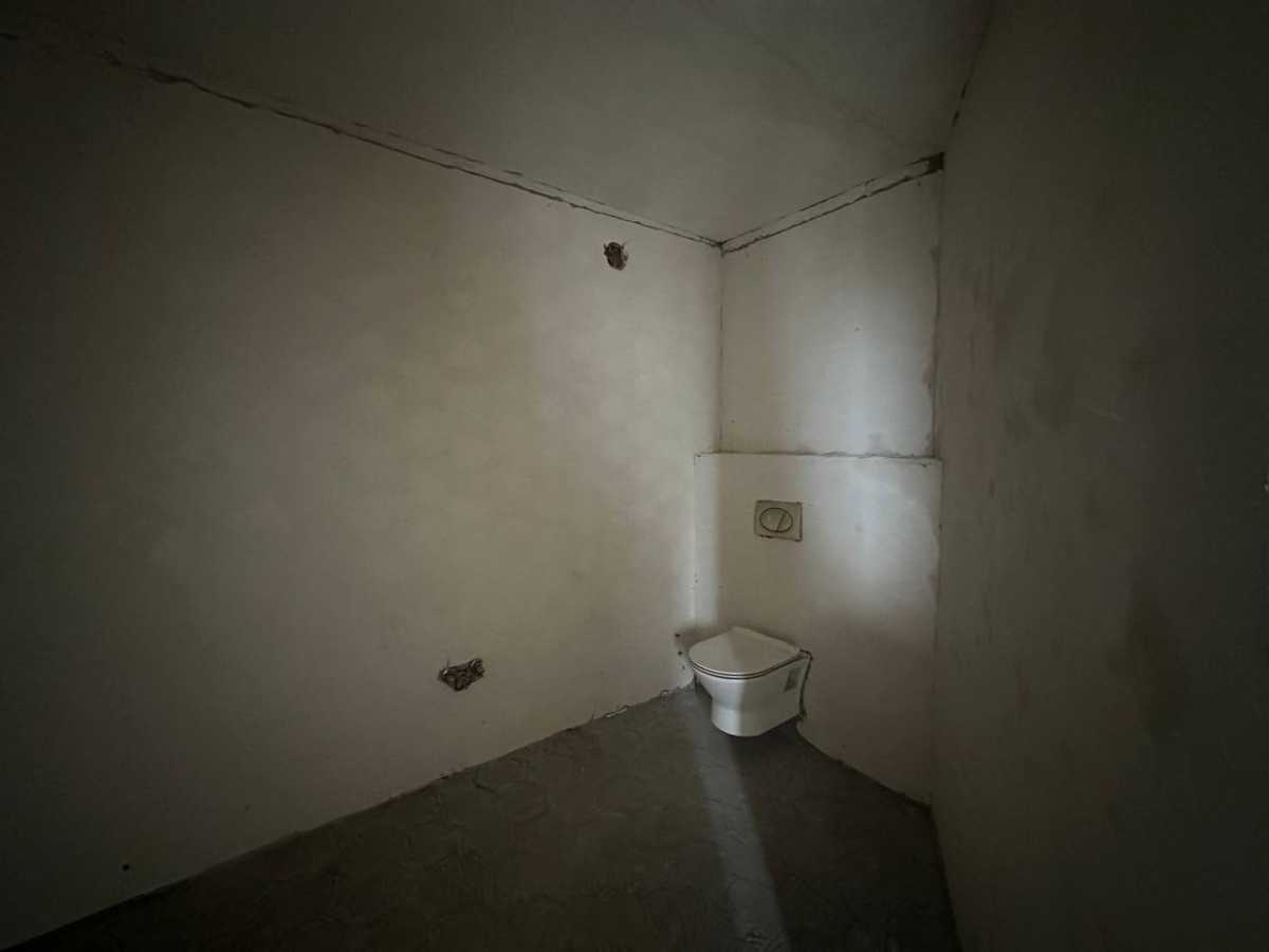 Продаж 3-кімнатної квартири 125 м², Вереснева вул., 22