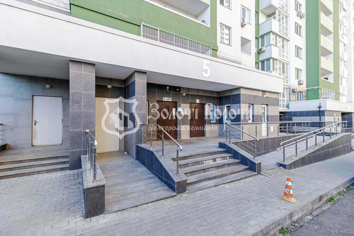 Продаж 3-кімнатної квартири 108 м², Академіка Вернадського бул., 24
