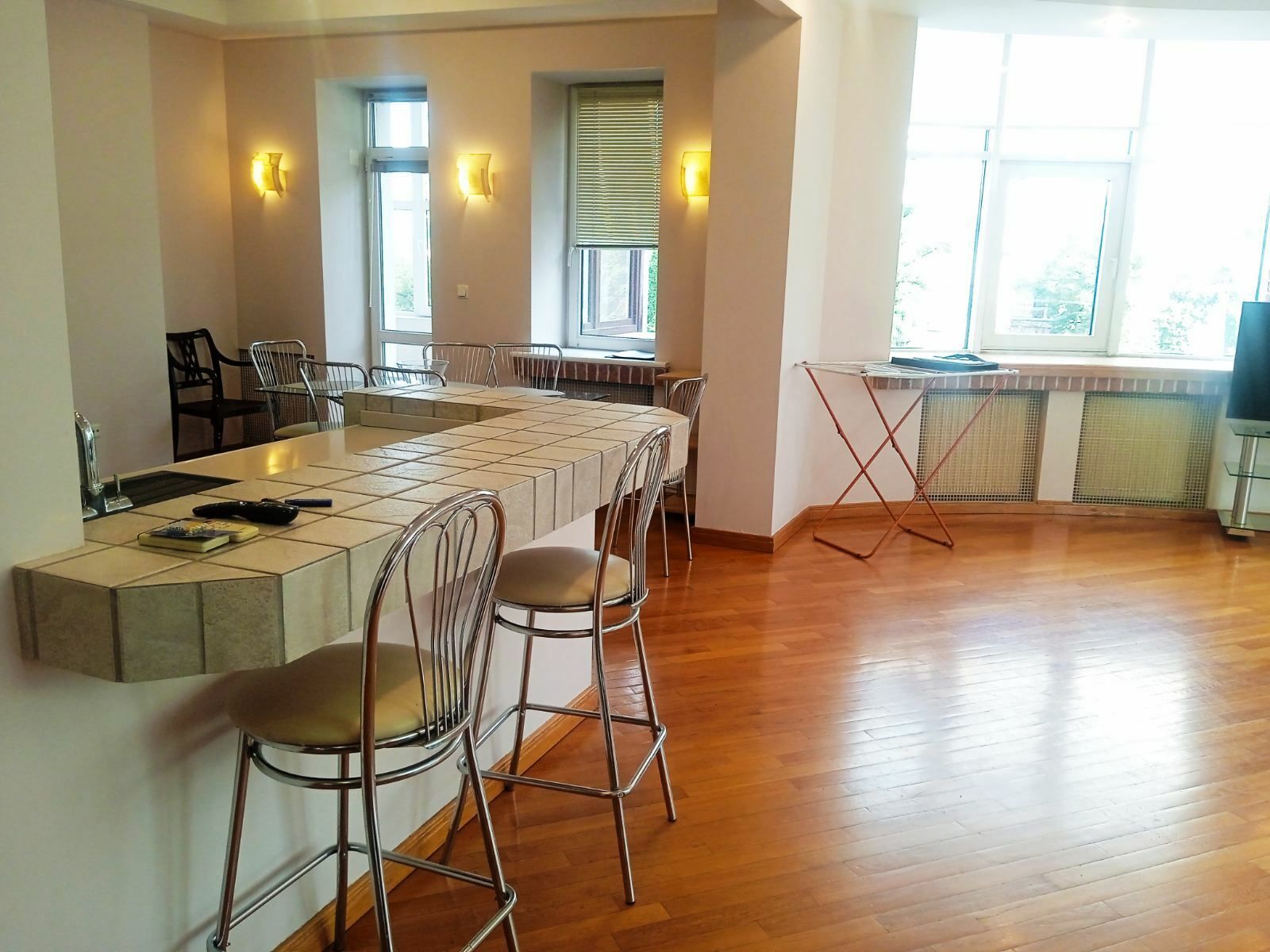 Аренда 4-комнатной квартиры 180 м², Ковпака ул., 17