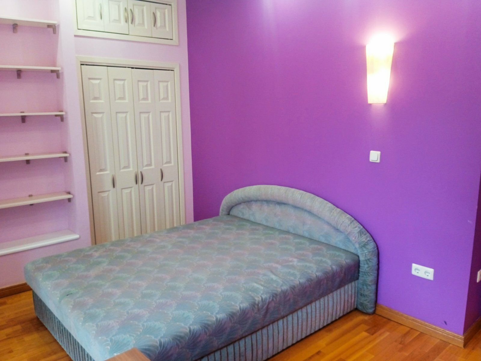 Аренда 4-комнатной квартиры 180 м², Ковпака ул., 17