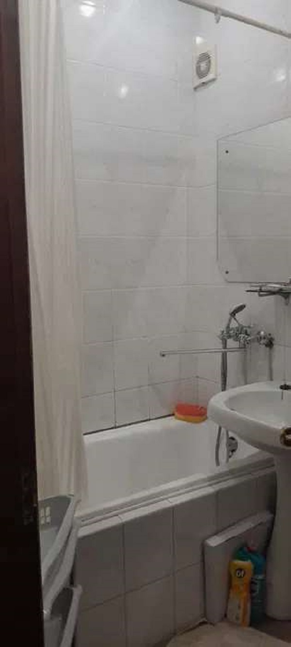 Оренда 2-кімнатної квартири 46 м², Соборності просп., 1