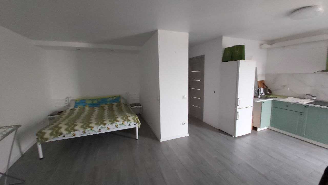 Продаж 1-кімнатної квартири 35 м², Вереснева вул., 22