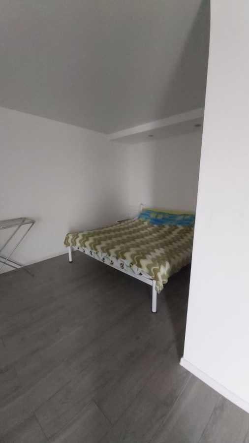 Продаж 1-кімнатної квартири 35 м², Вереснева вул., 22