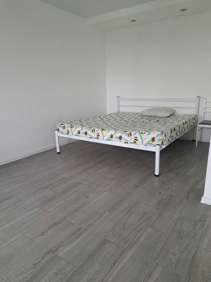 Продаж 1-кімнатної квартири 35 м², Вереснева вул., 22