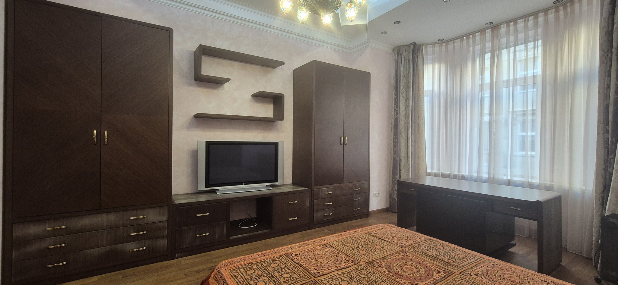 Аренда 3-комнатной квартиры 112 м², Крещатик ул., 15