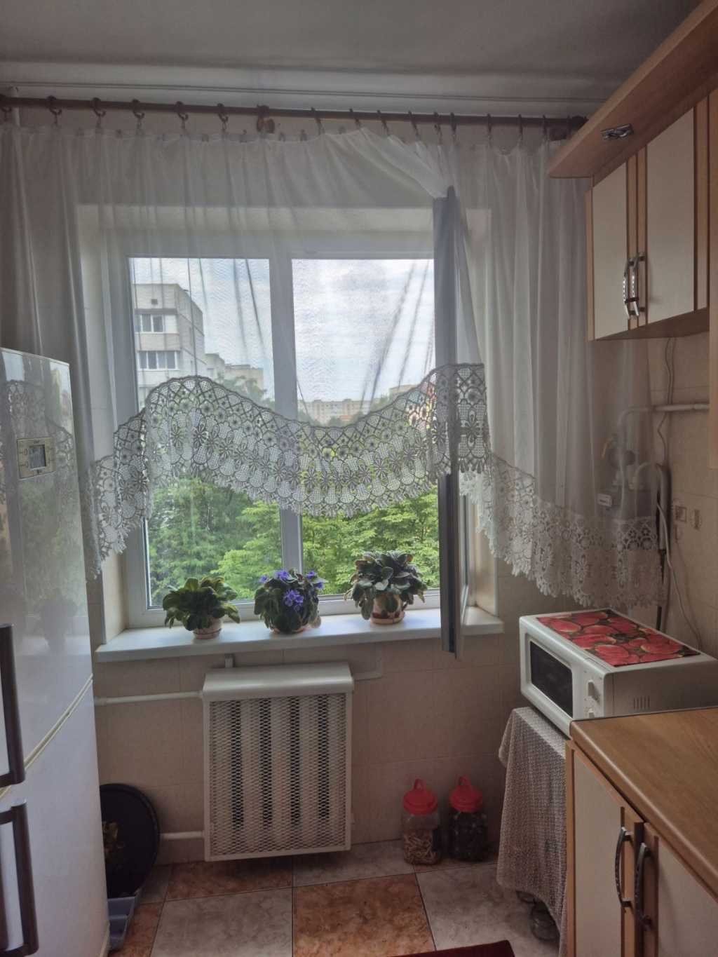 Продаж 3-кімнатної квартири 67 м², Праведників Світу