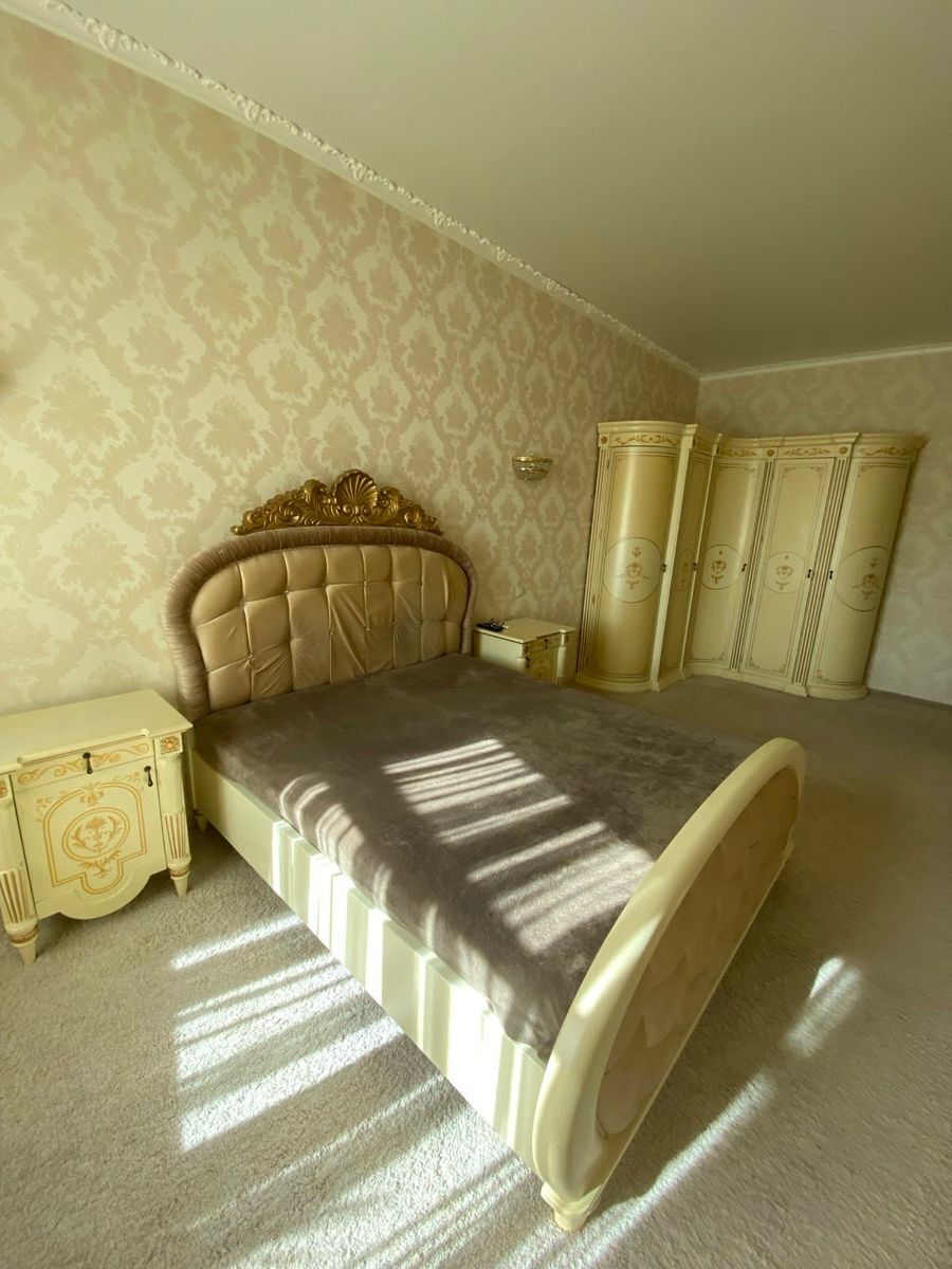 Продажа 2-комнатной квартиры 90 м², Старонаводницкая ул., 6Б