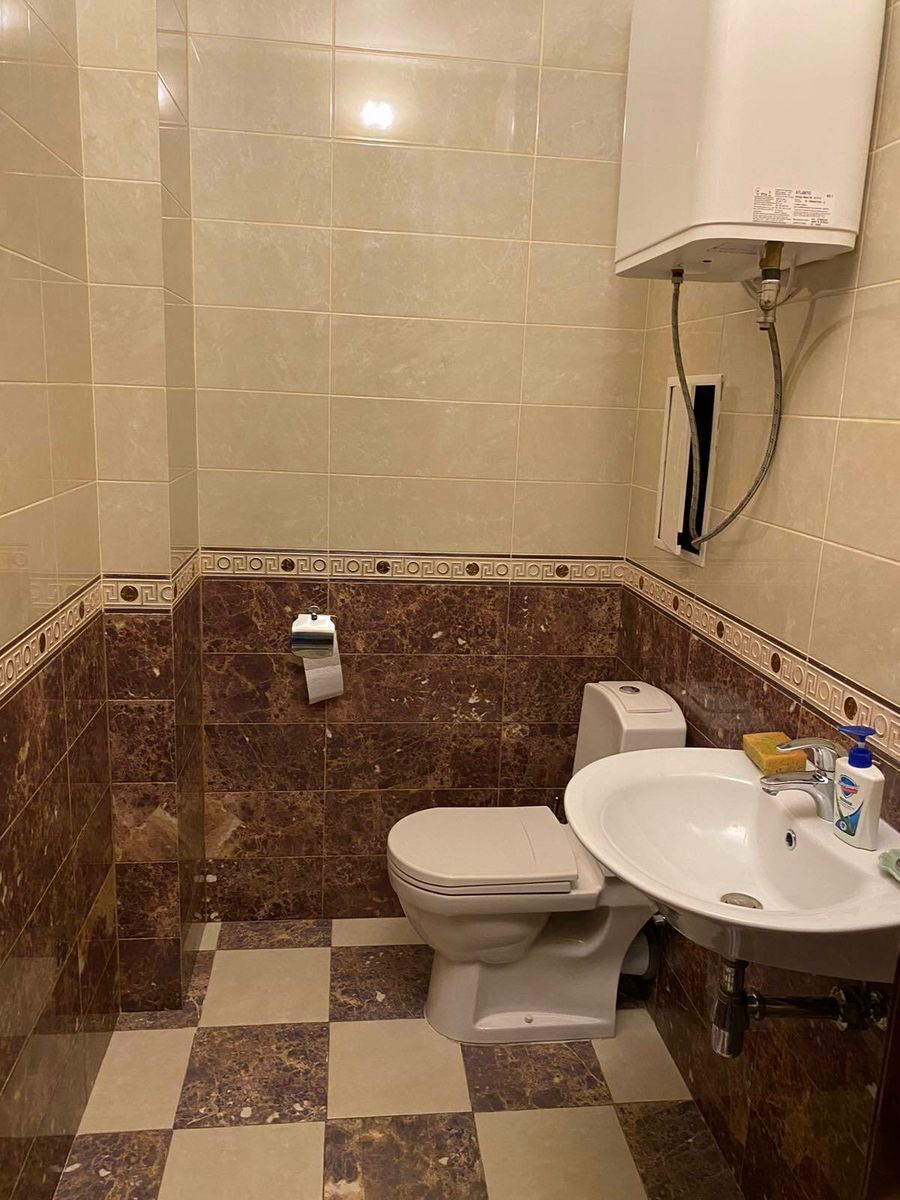 Продажа 2-комнатной квартиры 90 м², Старонаводницкая ул., 6Б