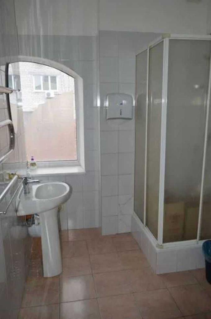 Продаж офісу 323 м², Троїцька вул.