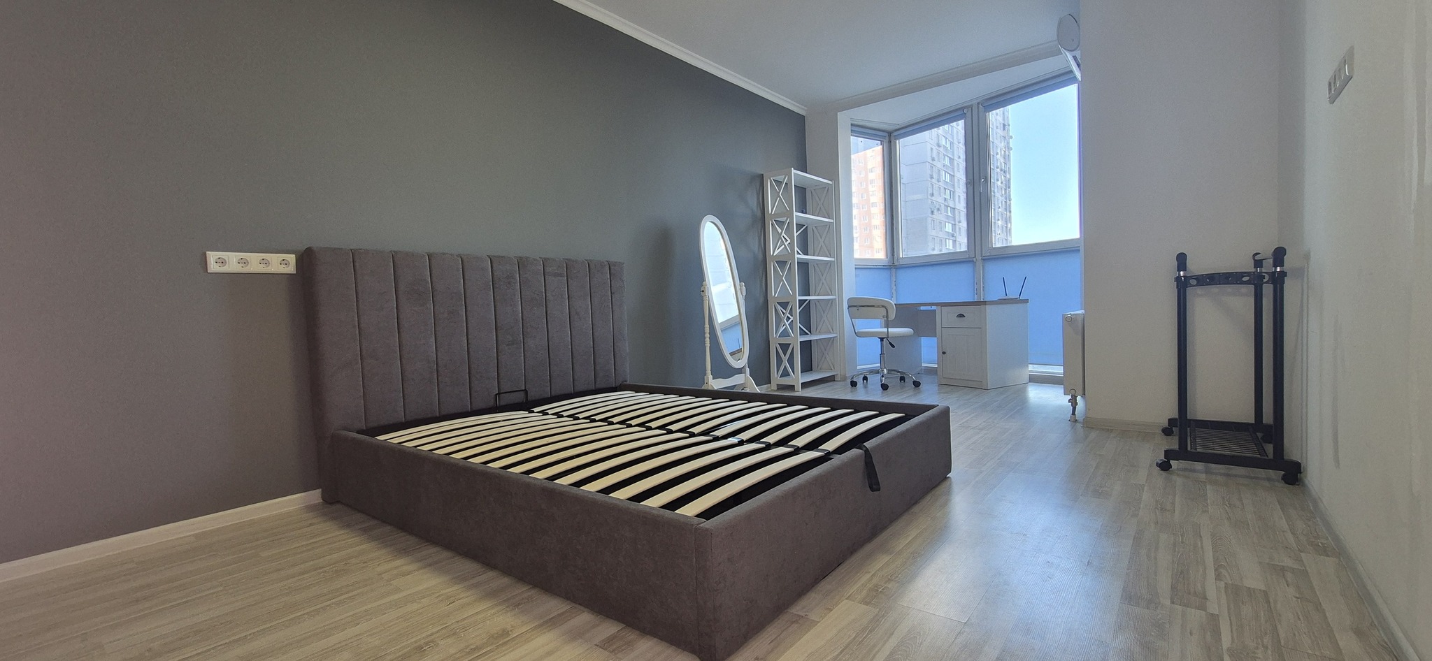 Аренда 1-комнатной квартиры 51 м², Драгоманова ул., 2