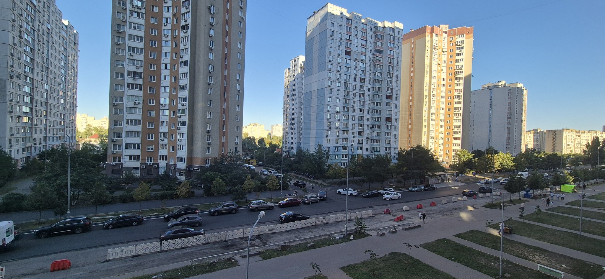 Аренда 1-комнатной квартиры 51 м², Драгоманова ул., 2