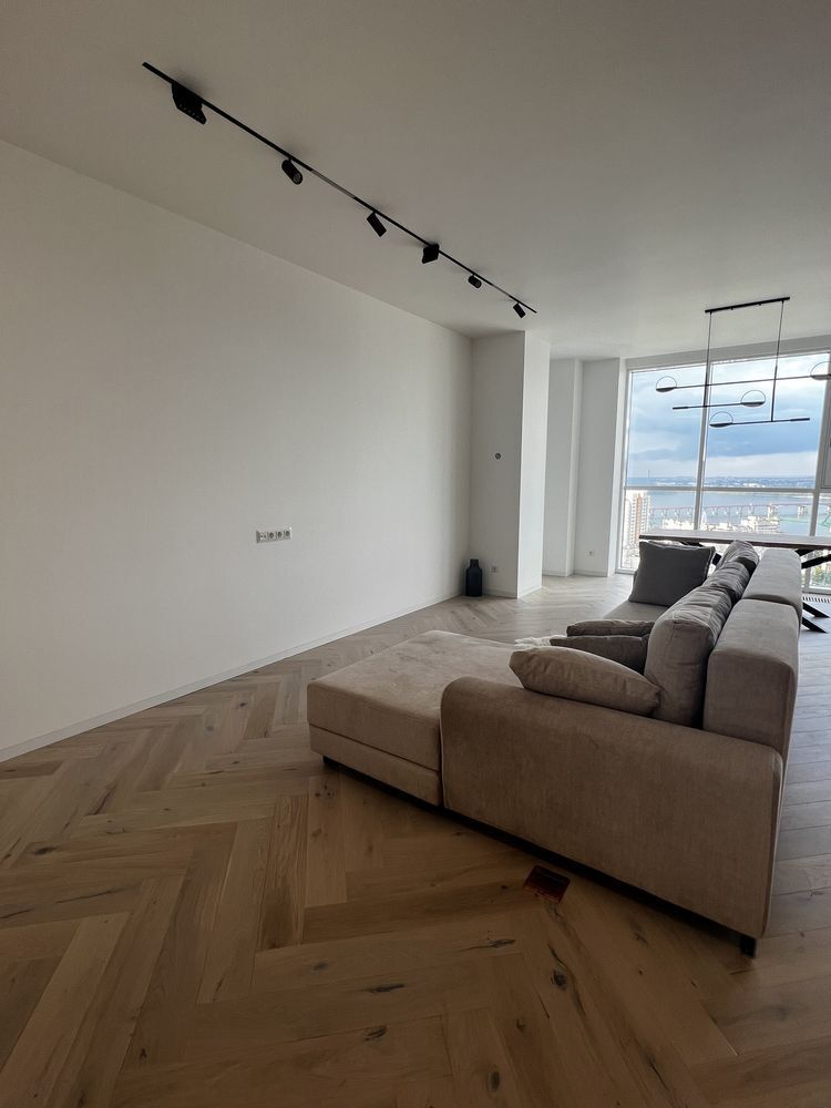 Продажа 3-комнатной квартиры 124 м², Владимира Вернадского ул., 29