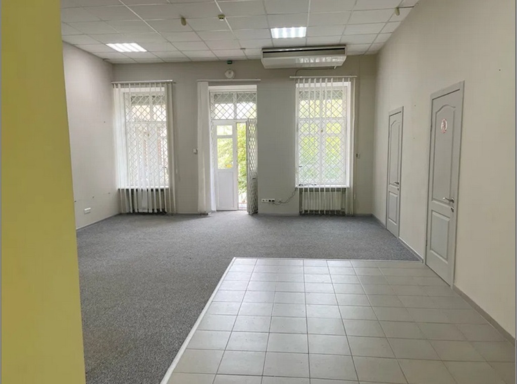 Продаж офісу 145 м², Дмитрія Яворницького просп., 68