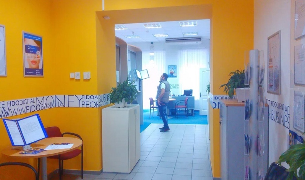 Продаж офісу 145 м², Дмитрія Яворницького просп., 68