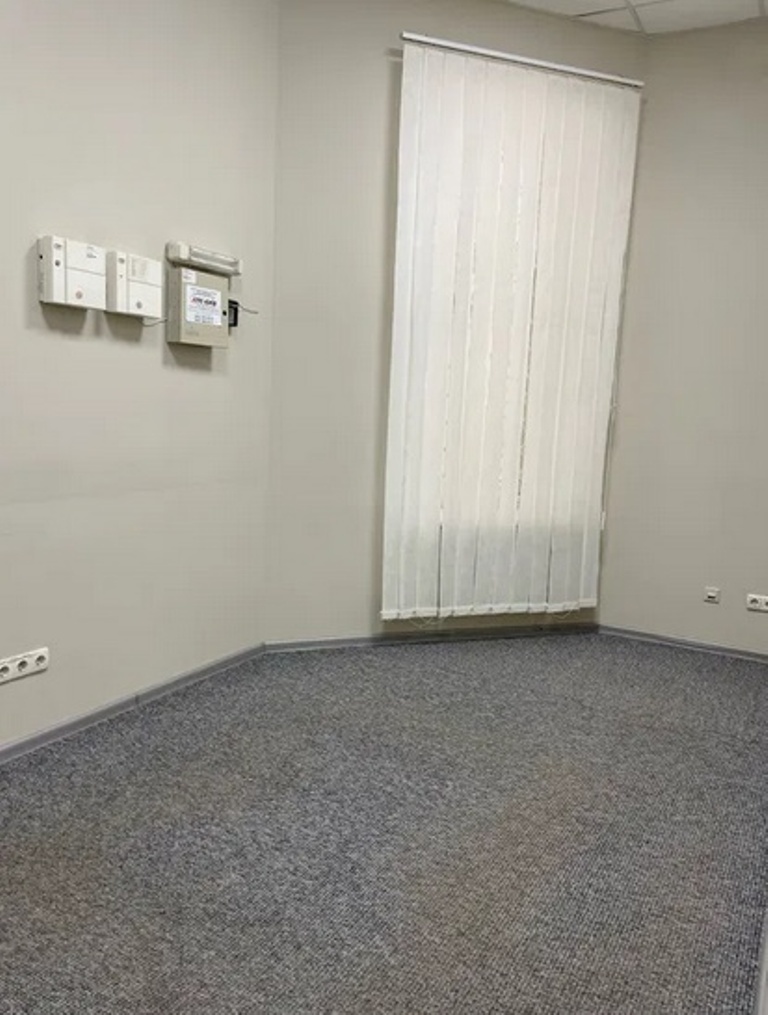 Продаж офісу 145 м², Дмитрія Яворницького просп., 68