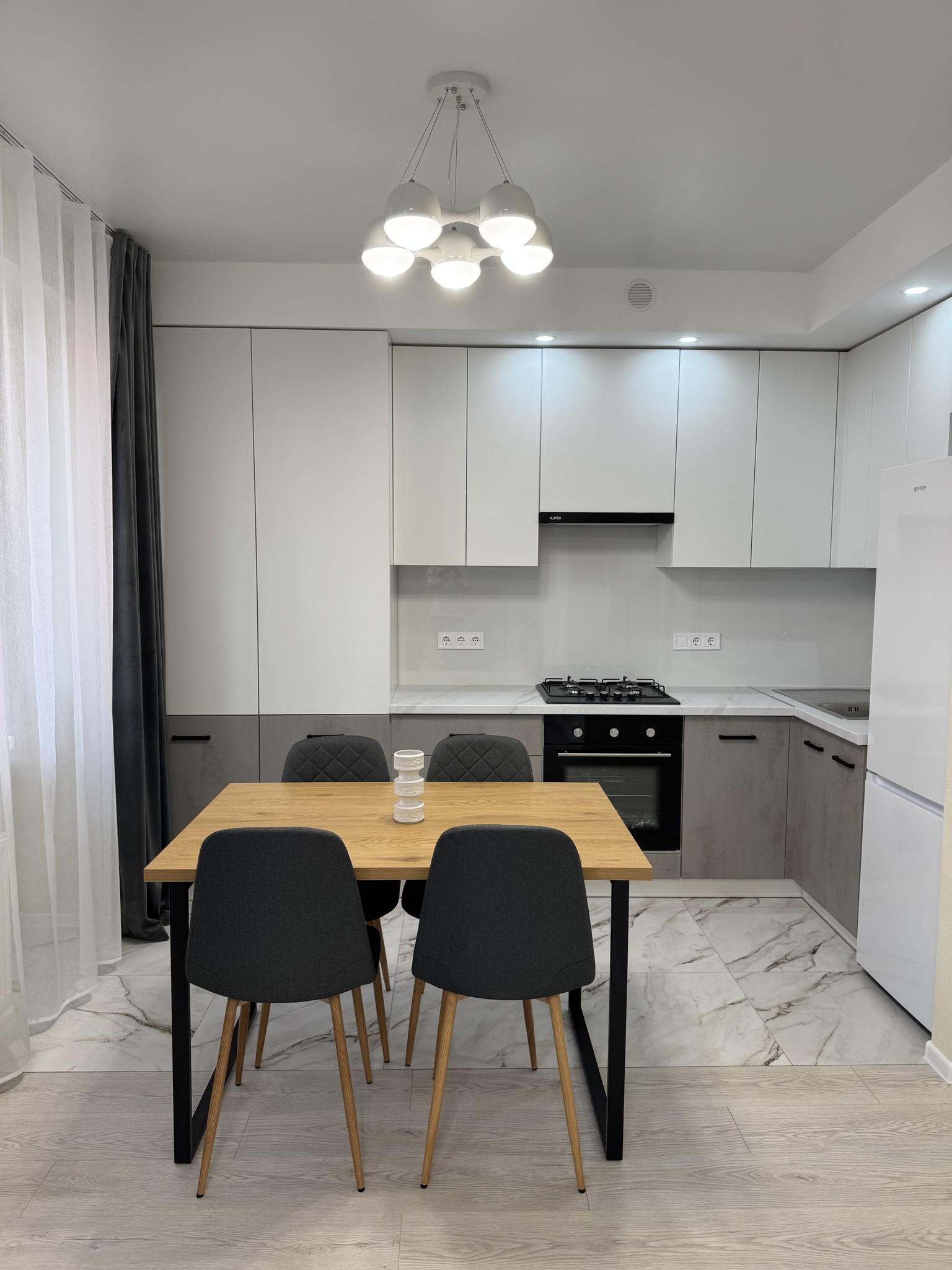 Продаж 2-кімнатної квартири 40 м²