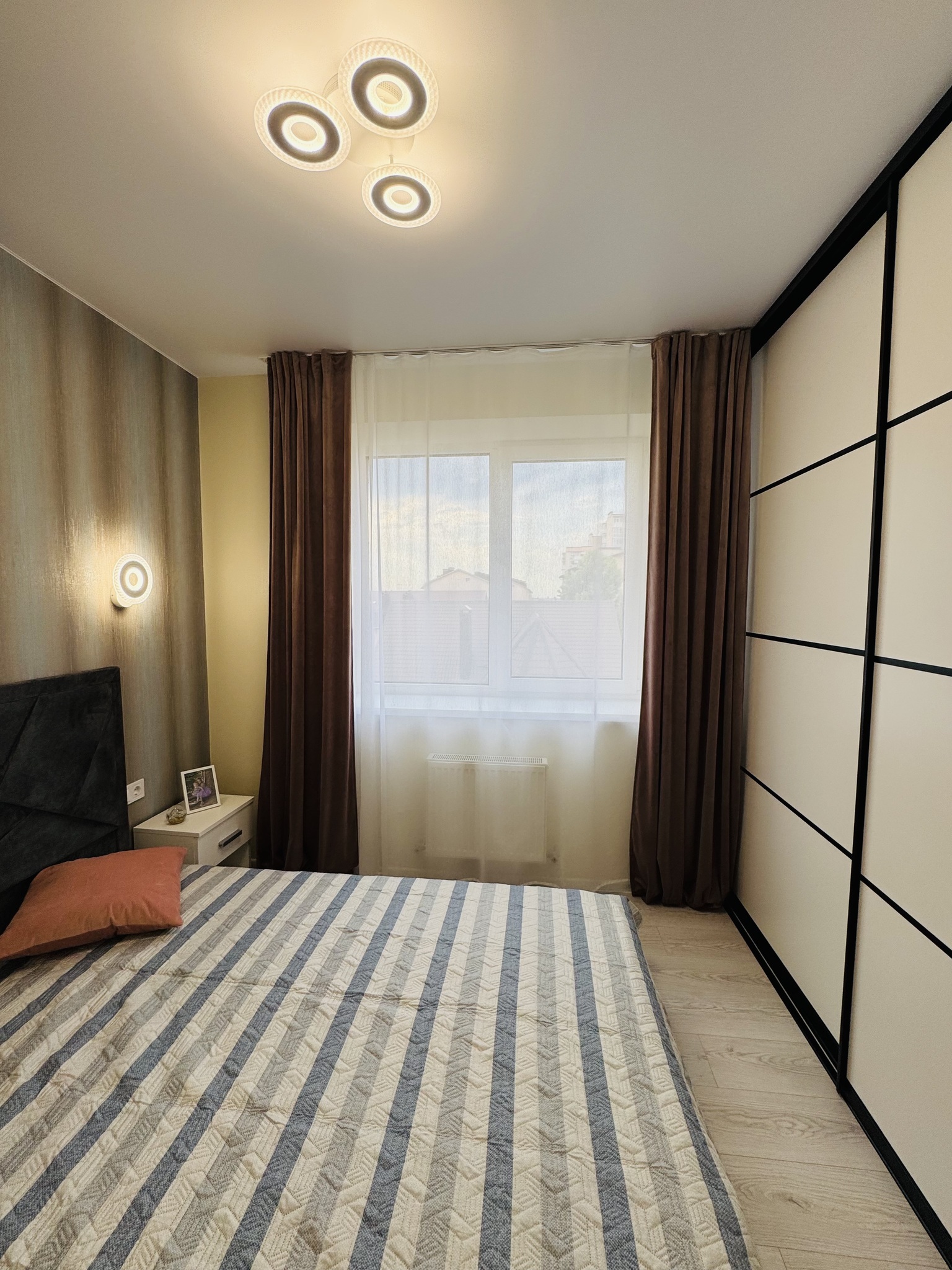 Продаж 2-кімнатної квартири 40 м²