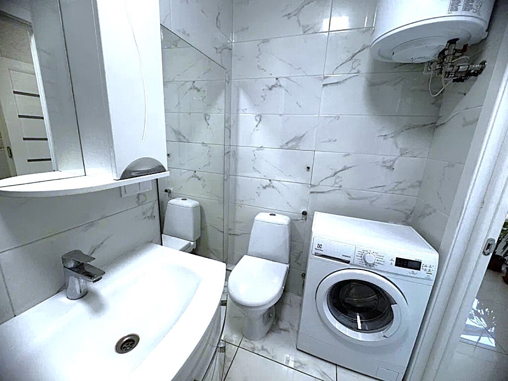 Продажа 1-комнатной квартиры 31 м², Болгарская ул., 87А