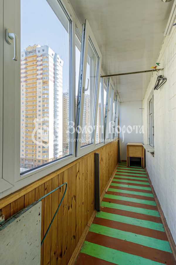 Продажа 3-комнатной квартиры 60 м², Юрия Кондратюка ул., 8/2
