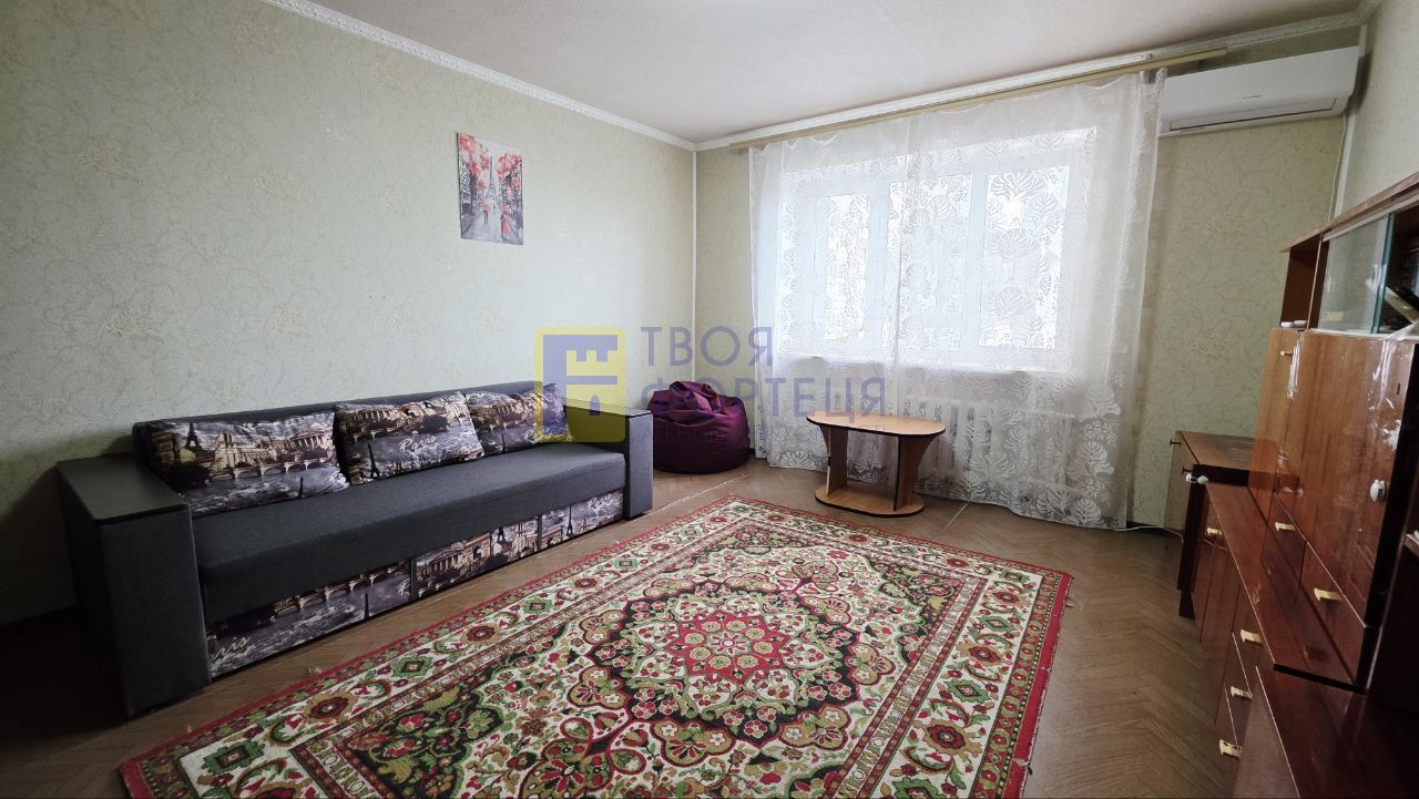 Продажа 1-комнатной квартиры 47.7 м², Звездный бул.